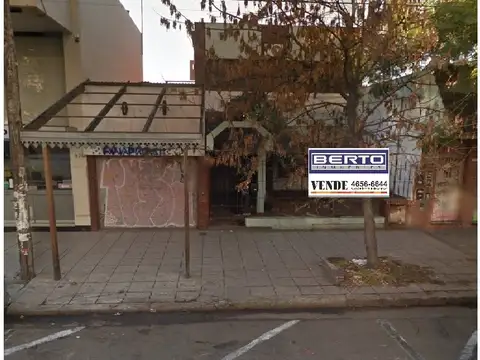 *LOTE IRREGULAR DE 8,66 X 8,78 CONTRAFRENTE Y  42,78 LATERAL IZQUIERDO X 38,24 LATERAL DERECHO  