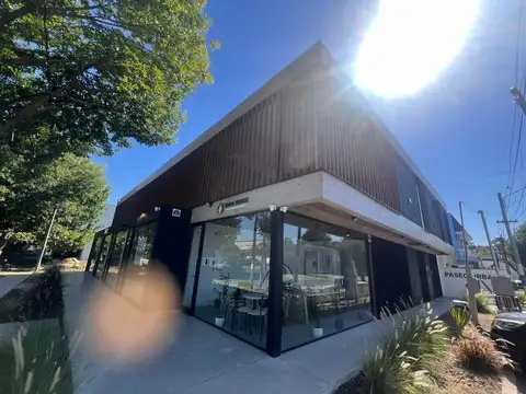 485 e/ 137 y 138 VENTA / ALQUILER OFICINA -38 mt2- FRENTE A P.MITRE - J. GORINA-LA PLATA