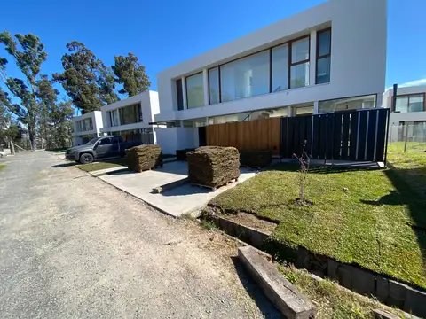 CASAS EN ALQUILER DE 3 DORMITORIOS EN GRAND BELL II