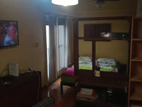 Departamento de 2 ambientes con cochera
