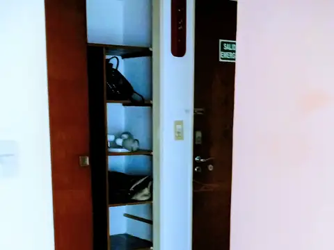 DEPARTAMENTO 2 AMB. - LUMINOSO - EXCELENTE UBICACION