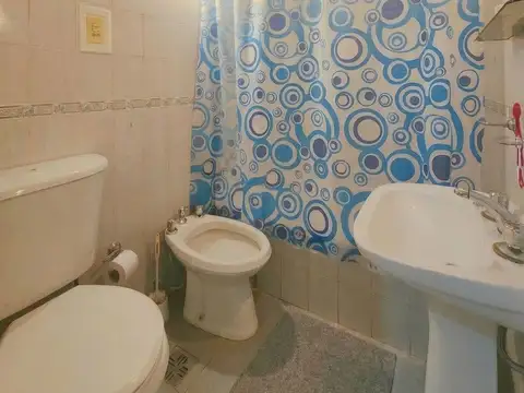 Depto Tipo Casa en Alquiler de 2 dormitorios