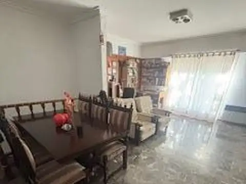 Local en Venta 65 años