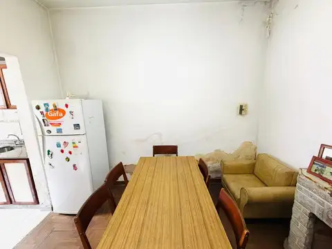 Depto Tipo Casa en Venta 60 años