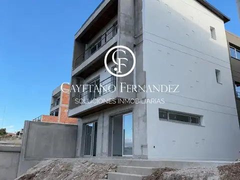 Casa en Alquiler al Oeste