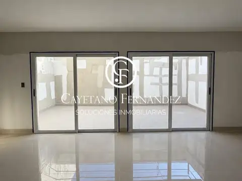 Casa en Alquiler en Barrio Grand Bourg, $ 1.900.000