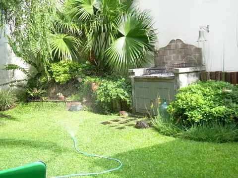 ALQUILER CASA INTERNA DE PASILLO AMOBLADA