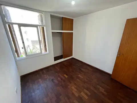 VENTA DEPARTAMENTO CON BALCON EN NUEVA CORDOBA.