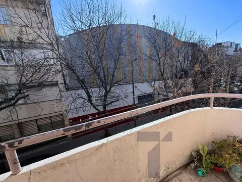 Depto Tipo Casa en Venta de 5 ambientes