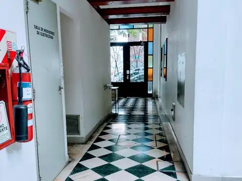 Isabel La Catolica 700