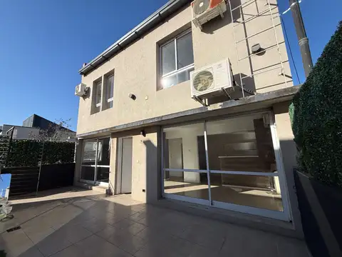 Depto Tipo Casa en Alquiler en Castelar Sur, $ 1.100.000