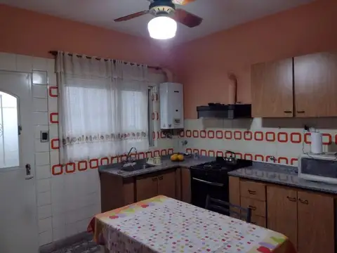 AMENABAR 1925  - FRENTE - DOS DORMITORIOS - PATIO