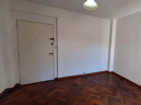 Amenabar 500, Piso 4