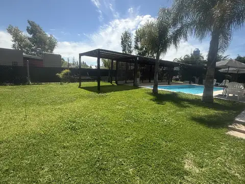 Casa quinta ideal para eventos a la venta - u$s70.000 más cuotas