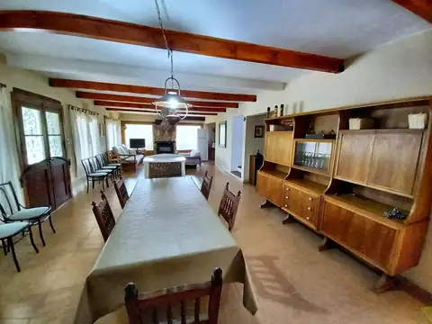 Casa en venta 5 dorm con pileta y vista a las sierras, Villa Yacanto