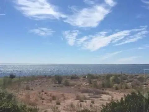 La Peninsula