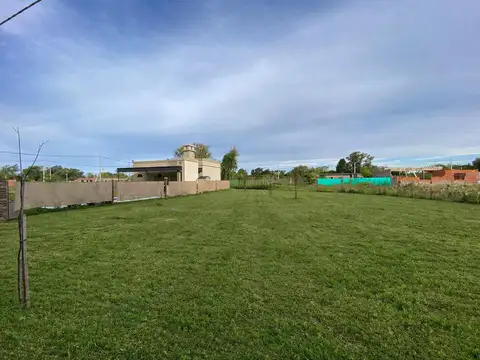 EN VENTA TERRENO DE 400M2 BARRIO LAS TIPAS