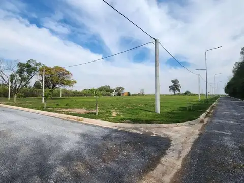 Terreno en Venta en Alvarez, USD 20.000