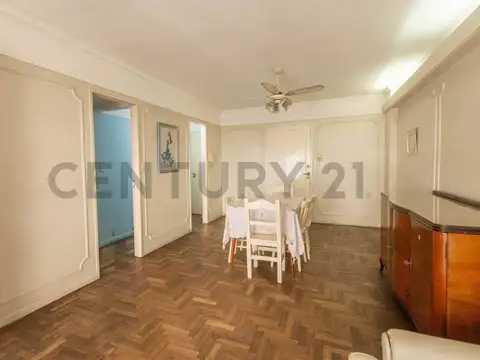 Departamento en Venta en Balvanera, USD 179.000