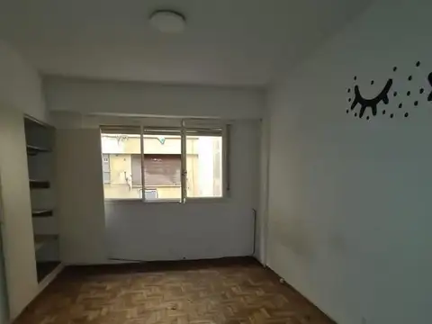 ALQUILER MONOAMBIENTE, ONCE, IDEAL OFICINA, CONSULTORIO O LUGAR DE DOPSITO.