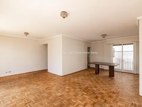 Departamento en Venta con 2 cocheras