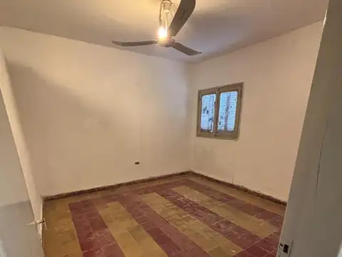 CASA EN VENTA CON DEPARTAMENTO INDEPENDIENTE CENTRO AMERICA