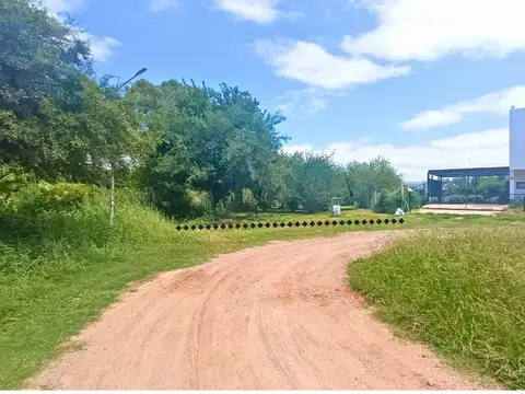 Terreno en Venta en Villa Catalina, USD 40.000