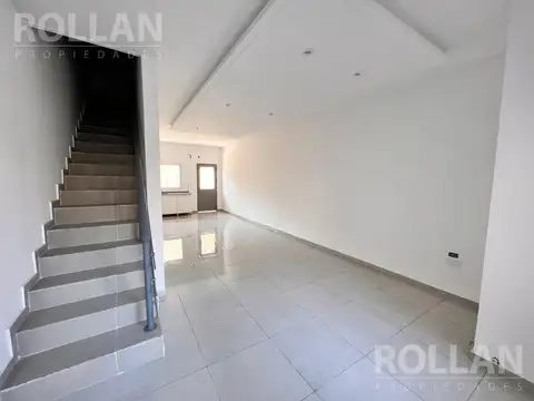Casa en Alquiler al Oeste