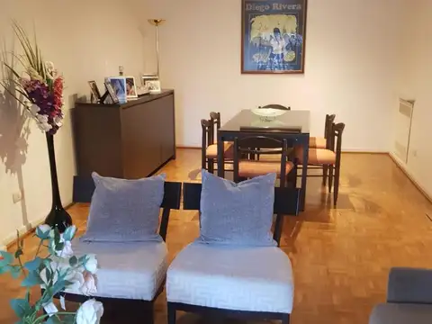 Departamento 4 ambientes con 2 baños