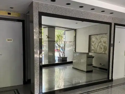 Departamento excelente para REFACCIONAR