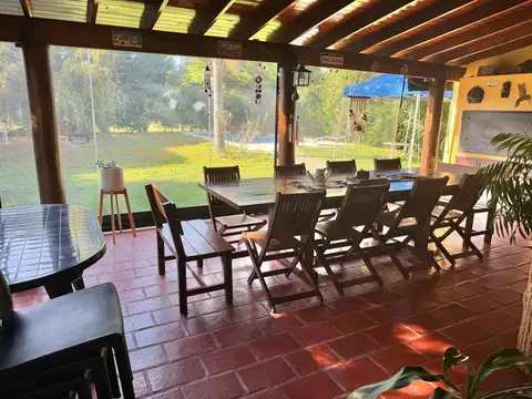 Casa 5 ambientes con 3 baños