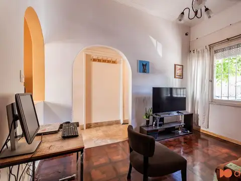 Depto Tipo Casa en Venta en Chacarita, USD 139.000