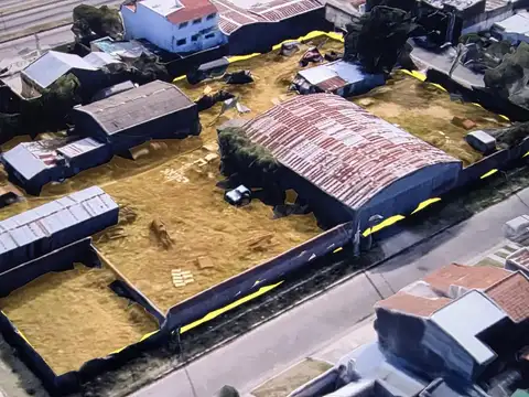 Galpón + 6 lotes en venta