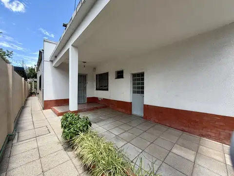 Casa en Venta en Adrogue, USD 159.000