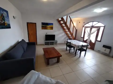 Casa 4 ambientes con 3 baños