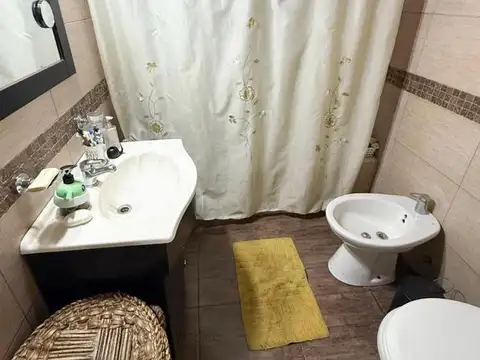 CASA 3 AMBIENTES - PARQUE SAN MARTIN