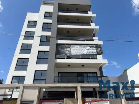 Ortiz de Ocampo entre Moreno y Lavale