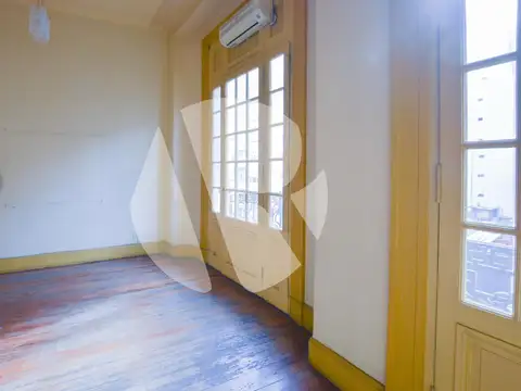 Av Corrientes  al 1600