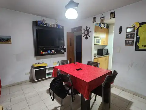 DEPARTAMENTO EN VENTA DE 2 DORMITORIOS CON COCHERA