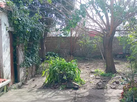 283 M2 aprox. con casa a reciclar o demoler