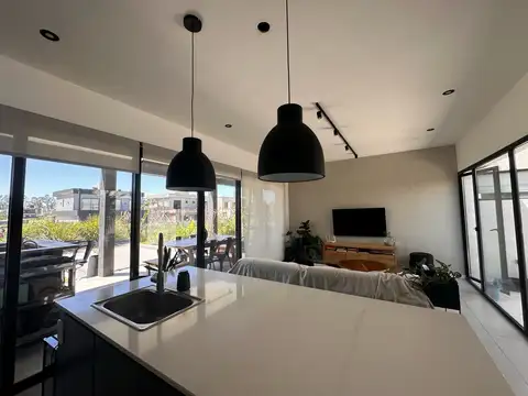 Casa en Venta en Pilar Del Este, USD 177.000