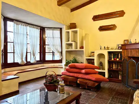 Casa en Venta en Olivos, USD 535.000
