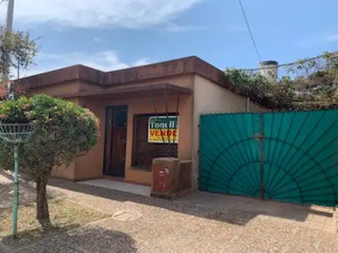 CASA MAS GALPON