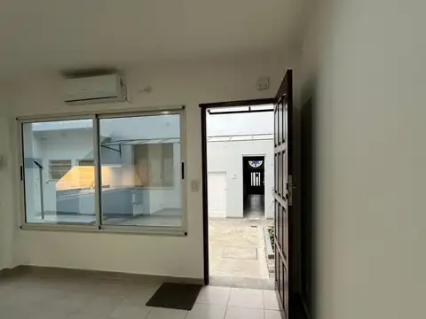 Depto Tipo Casa en Alquiler al Norte