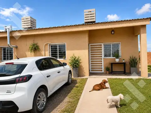 Venta Casa dos Dormitorios - B Penitenciario -Centenario.