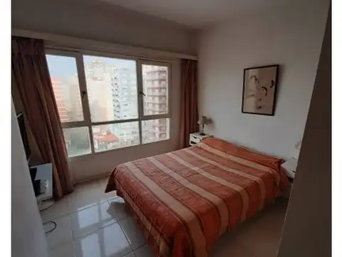 Alquiler anual departamento 1 ambiente vista lateral al mar Miramar