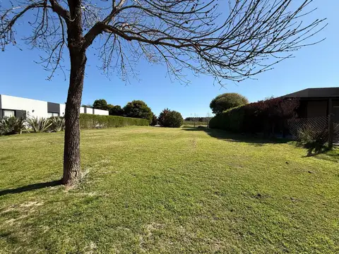 Terreno en Venta en El Cantón - Barrio Islas, USD 80.000