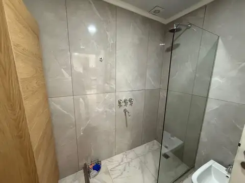 Casa - Venta - Argentina, Lobos - BALCARCE 700