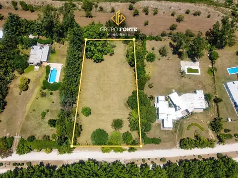 Terreno en venta- Campos del Virrey