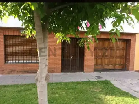 La rioja 700, Piso 0